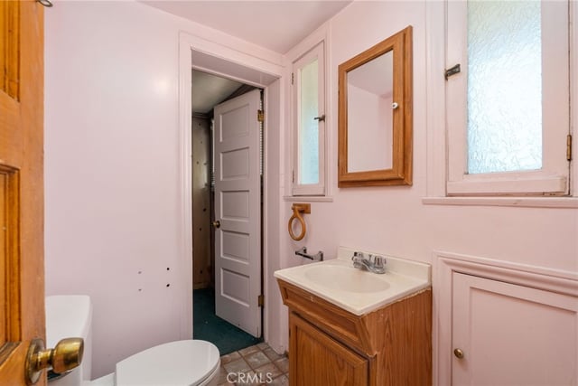 4458 Maplewood Avenue, Los Angeles, CA 90004 — photo 24 of 38