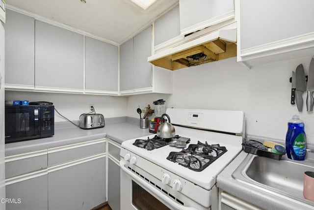 847 N Raymond Avenue 9A, Pasadena, CA 91103 — photo 11 of 28