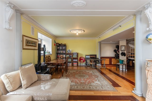 10550 Wilshire Boulevard 302, Los Angeles, CA 90024 — photo 15 of 50