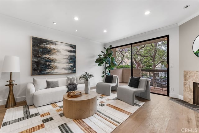 423 N Palm 108, Beverly Hills, CA 90210 — photo 2 of 41