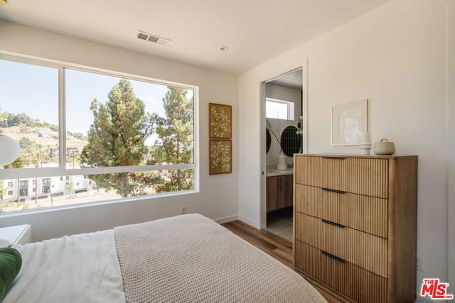 3868 N Riley Lane, Los Angeles, CA 90065 — photo 14 of 66