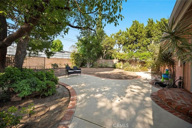 18543 Chatsworth, Porter Ranch, CA 91326 — photo 32 of 39