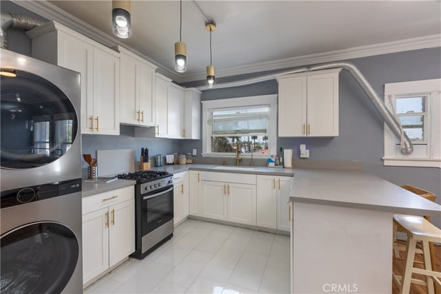 800 Pacific Avenue 305, Long Beach, CA 90813 — photo 12 of 30