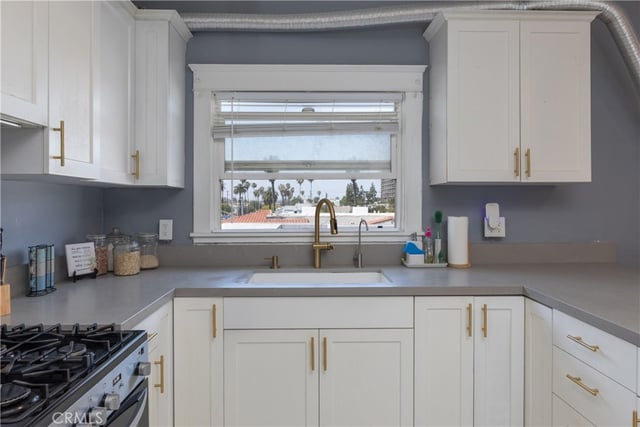 800 Pacific Avenue 305, Long Beach, CA 90813 — photo 13 of 30