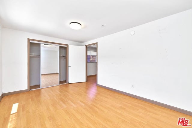 1522 Crenshaw Boulevard, Los Angeles, CA 90019 — photo 17 of 23