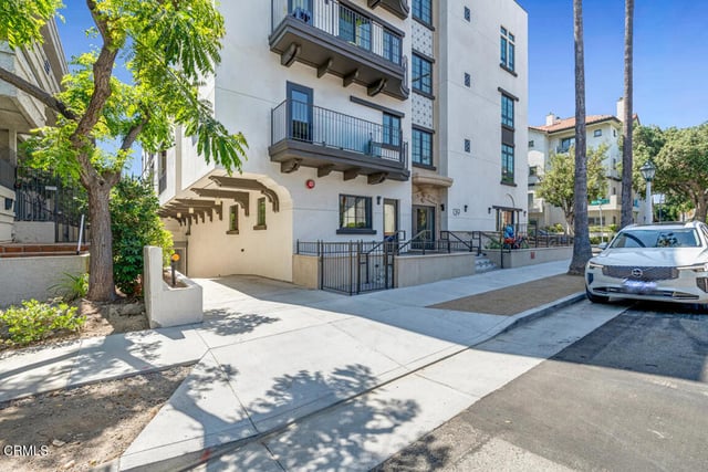 139 S Oak Knoll Avenue 403, Pasadena, CA 91101 — photo 23 of 30