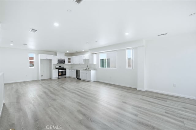 6919 S Menlo, Los Angeles, CA 90044 — photo 13 of 25