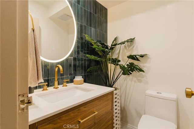 7250 Franklin Avenue 1008, Los Angeles, CA 90046 — photo 11 of 35