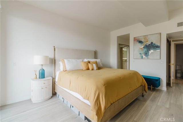 7250 Franklin Avenue 1008, Los Angeles, CA 90046 — photo 13 of 35