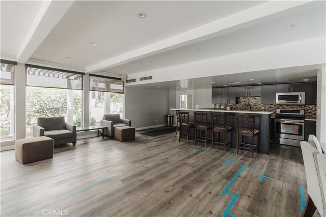 7250 Franklin Avenue 1008, Los Angeles, CA 90046 — photo 24 of 35