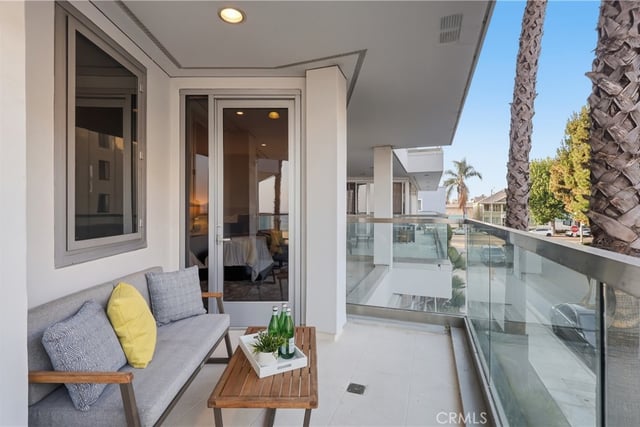 23 4th Place 6, Long Beach, CA 90802 — photo 36 of 70