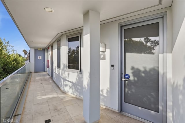 23 4th Place 6, Long Beach, CA 90802 — photo 46 of 70
