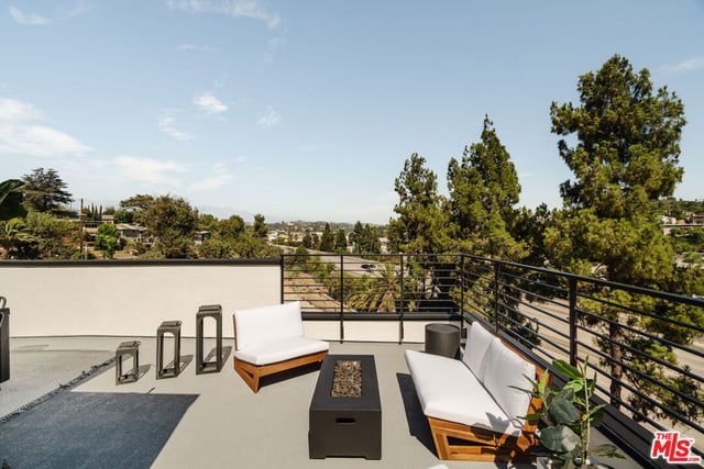 3848 N Emery Lane, Los Angeles, CA 90065 — photo 5 of 66
