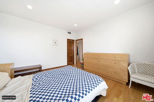 1424 N Crescent Heights Boulevard 49, West Hollywood, CA 90046 — photo 10 of 43