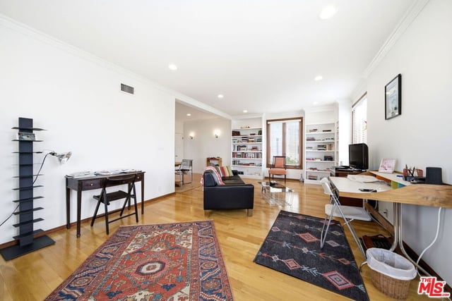 1424 N Crescent Heights Boulevard 49, West Hollywood, CA 90046 — photo 14 of 43