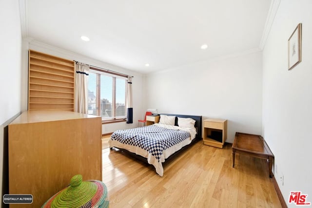 1424 N Crescent Heights Boulevard 49, West Hollywood, CA 90046 — photo 9 of 43