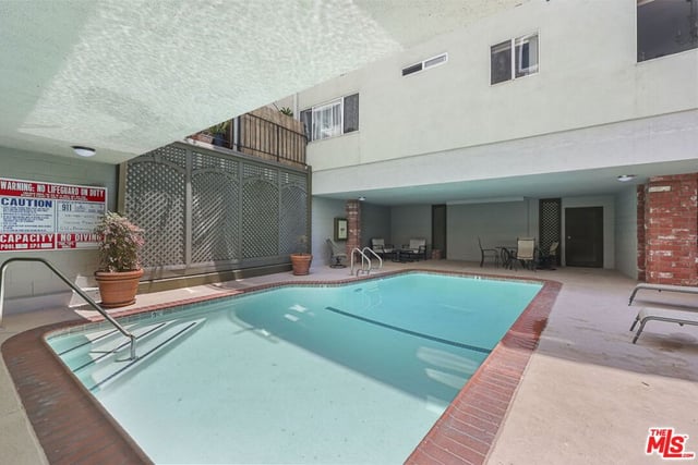 532 N Rossmore Avenue 203, Los Angeles, CA 90004 — photo 19 of 33