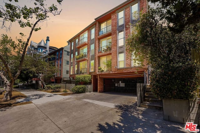 532 N Rossmore Avenue 203, Los Angeles, CA 90004 — photo 25 of 33