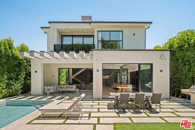 4527 Simpson Avenue, Studio City, CA 91607 — photo 30 of 34