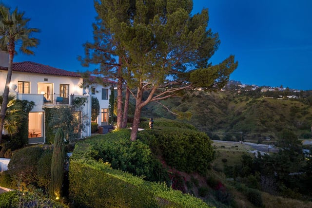 1270 Shadow Hill Way, Beverly Hills, CA 90210 — photo 12 of 74