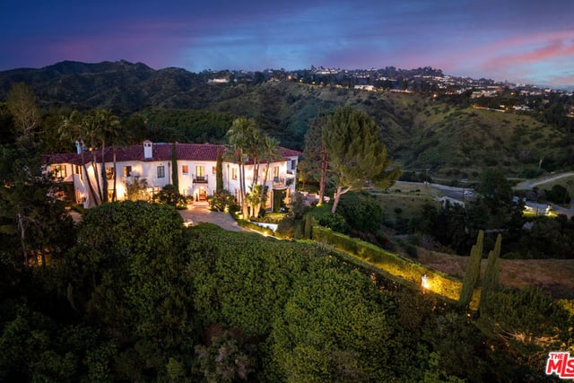 1270 Shadow Hill Way, Beverly Hills, CA 90210 — photo 2 of 74