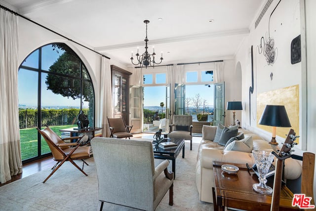 1270 Shadow Hill Way, Beverly Hills, CA 90210 — photo 35 of 74