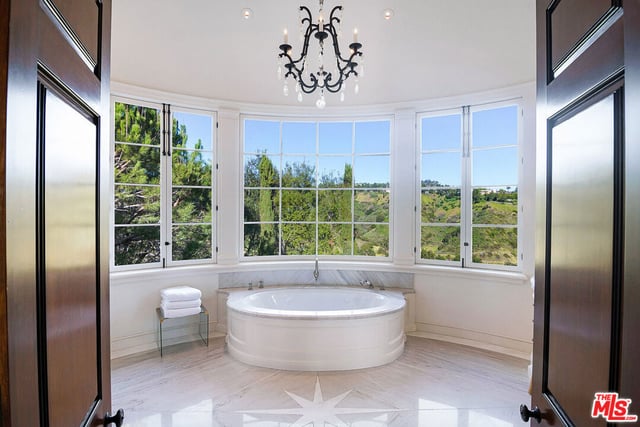 1270 Shadow Hill Way, Beverly Hills, CA 90210 — photo 52 of 74