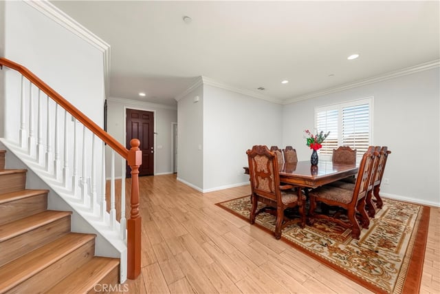 20251 Dorothy, Saugus, CA 91350 — photo 4 of 40
