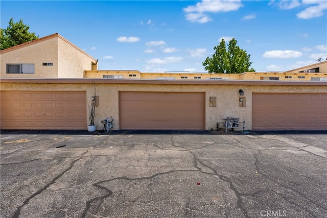 43629 Stanridge Avenue, Lancaster, CA 93535 — photo 43 of 54