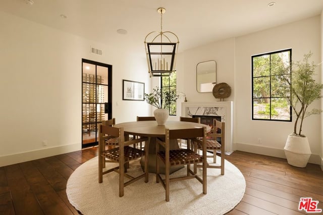 1459 Via Cresta, Pacific Palisades, CA 90272 — photo 5 of 31