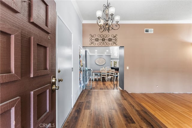 16035 Circle Diamond Road, Sylmar, CA 91342 — photo 7 of 51