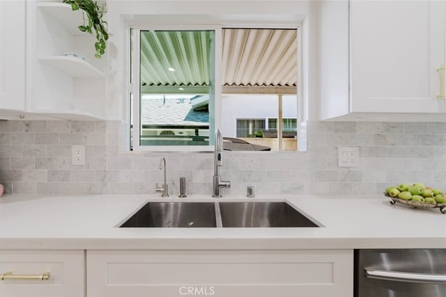 14232 Hart, Van Nuys, CA 91405 — photo 16 of 72