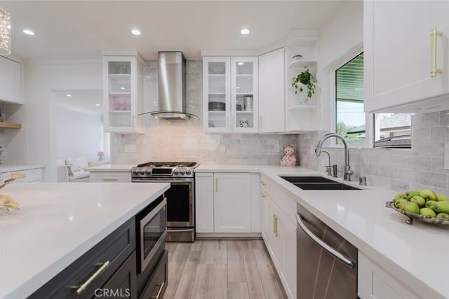 14232 Hart, Van Nuys, CA 91405 — photo 17 of 72