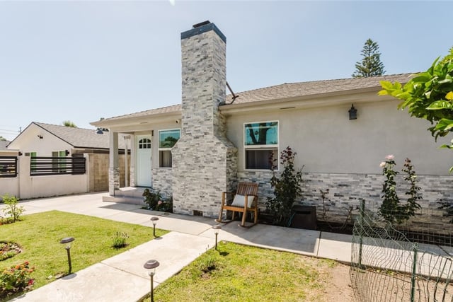 14232 Hart, Van Nuys, CA 91405 — photo 4 of 72