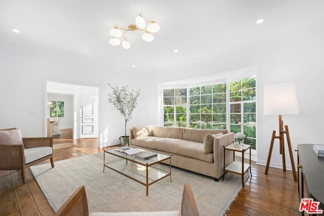 201 S Bristol Avenue, Los Angeles, CA 90049 — photo 7 of 28