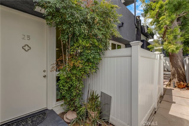 5142 Zelzah 25, Encino, CA 91316 — photo 10 of 30