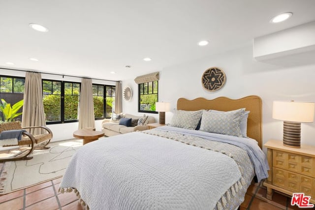 5826 Tuxedo Terrace, Los Angeles, CA 90068 — photo 28 of 40