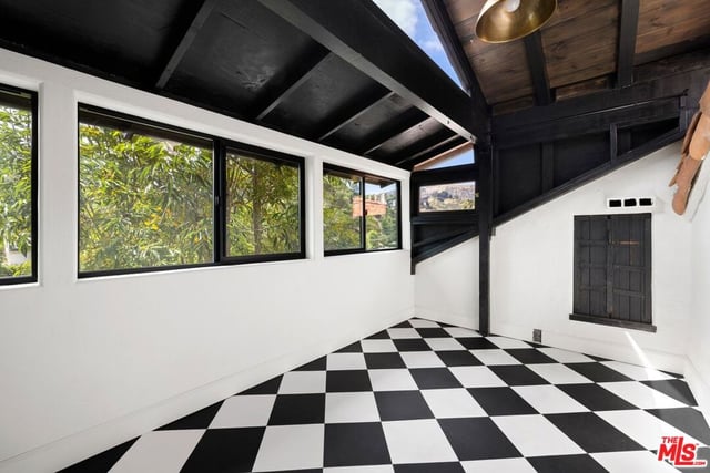 5826 Tuxedo Terrace, Los Angeles, CA 90068 — photo 31 of 40