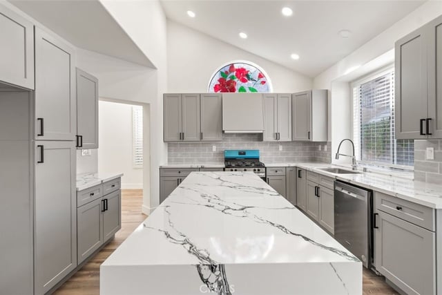 14439 Grandiflors, Canyon Country, CA 91387 — photo 12 of 44
