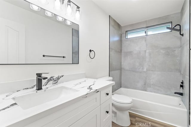 14439 Grandiflors, Canyon Country, CA 91387 — photo 32 of 44