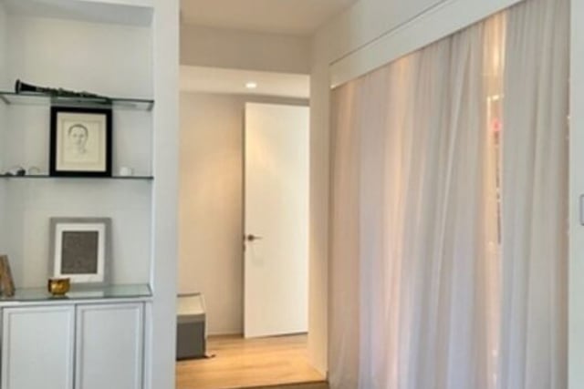 9033 Vista Grande Street 1, West Hollywood, CA 90069 — photo 16 of 44