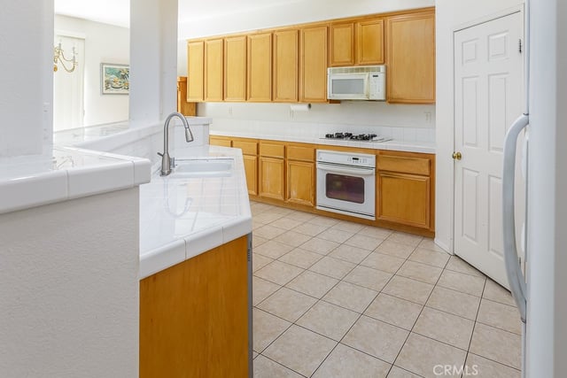 40339 Preston Road, Palmdale, CA 93551 — photo 9 of 36