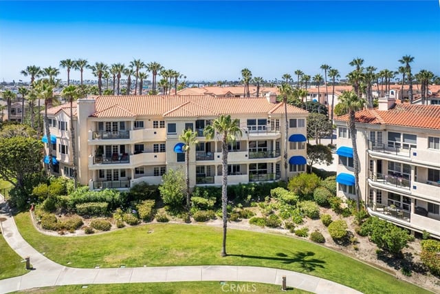 4207 Harbour Island, Oxnard, CA 93035 — photo 5 of 49