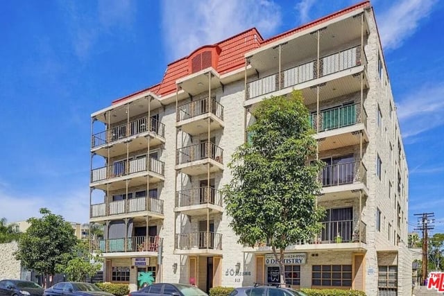 615 E Broadway 304, Long Beach, CA 90802 — photo 2 of 20