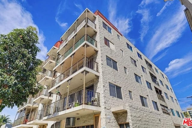 615 E Broadway 304, Long Beach, CA 90802 — photo 3 of 20