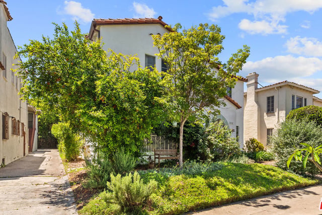 8130 Blackburn Avenue, Los Angeles, CA 90048 — photo 18 of 34