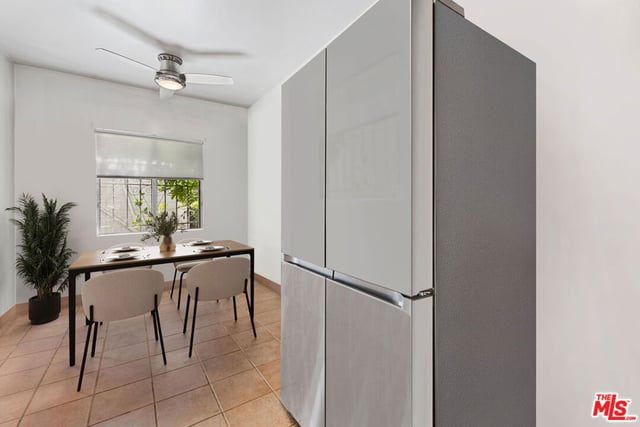 8130 Blackburn Avenue, Los Angeles, CA 90048 — photo 9 of 34