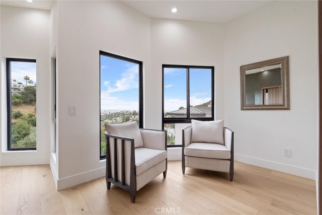 6438 Georgius, Los Angeles, CA 90068 — photo 13 of 75