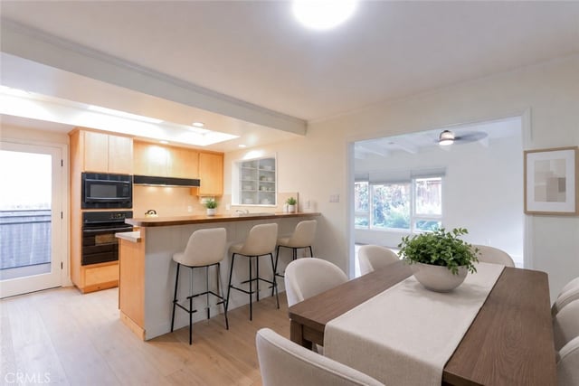 371 Manila, Long Beach, CA 90814 — photo 4 of 17