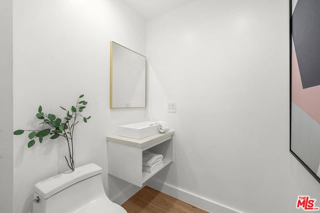 10601 Wilshire Boulevard 504, Los Angeles, CA 90024 — photo 36 of 46